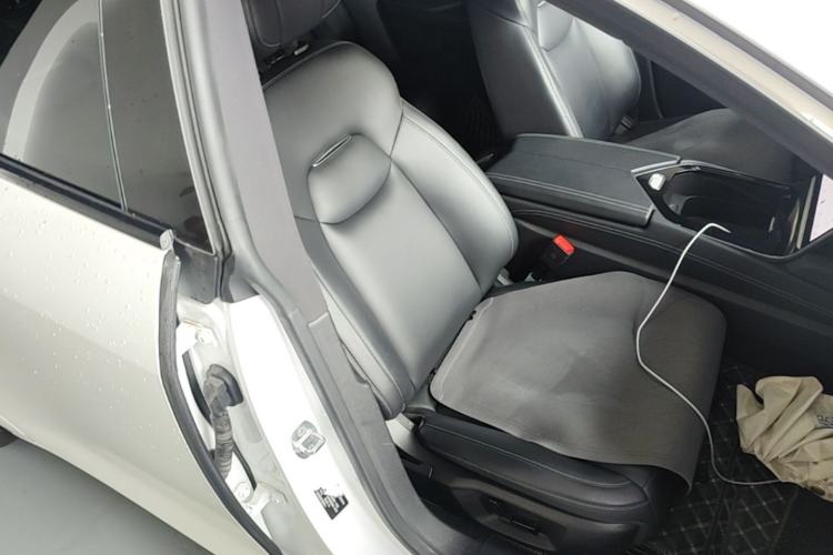 Used NETA S 2024 Pure Electric 520km Rear-Drive Lite Version Right Front Seat