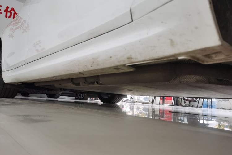 Used NETA S 2024 Extended-Range 1060 Edition Right Side Sill