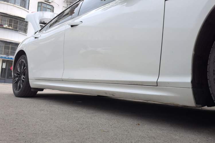 Used NETA S 2024 Extended-Range 1060 Edition Right Side Sill