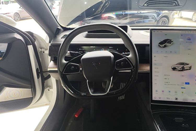 Used NETA S 2024 Revised Version Range-Extended 1160 AR-HUD Edition Steering Wheel