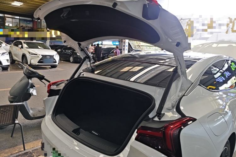 Used NETA S 2024 Range-Extended 1060 Lite Edition Trunk