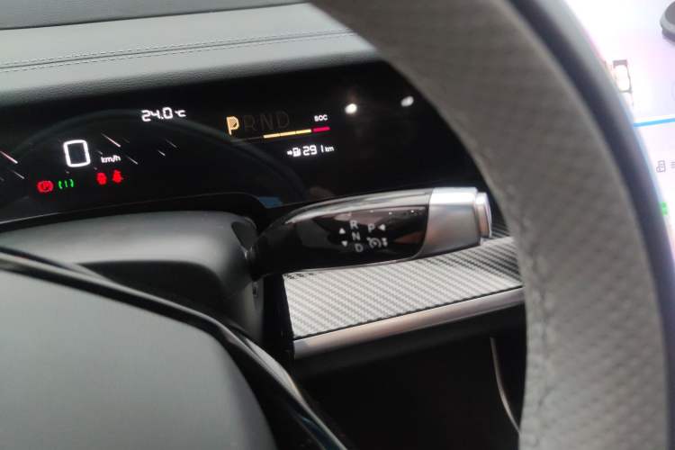 Used NETA S Shooting Brake 2024 Pure Electric 510 Standard Edition Gear Lever