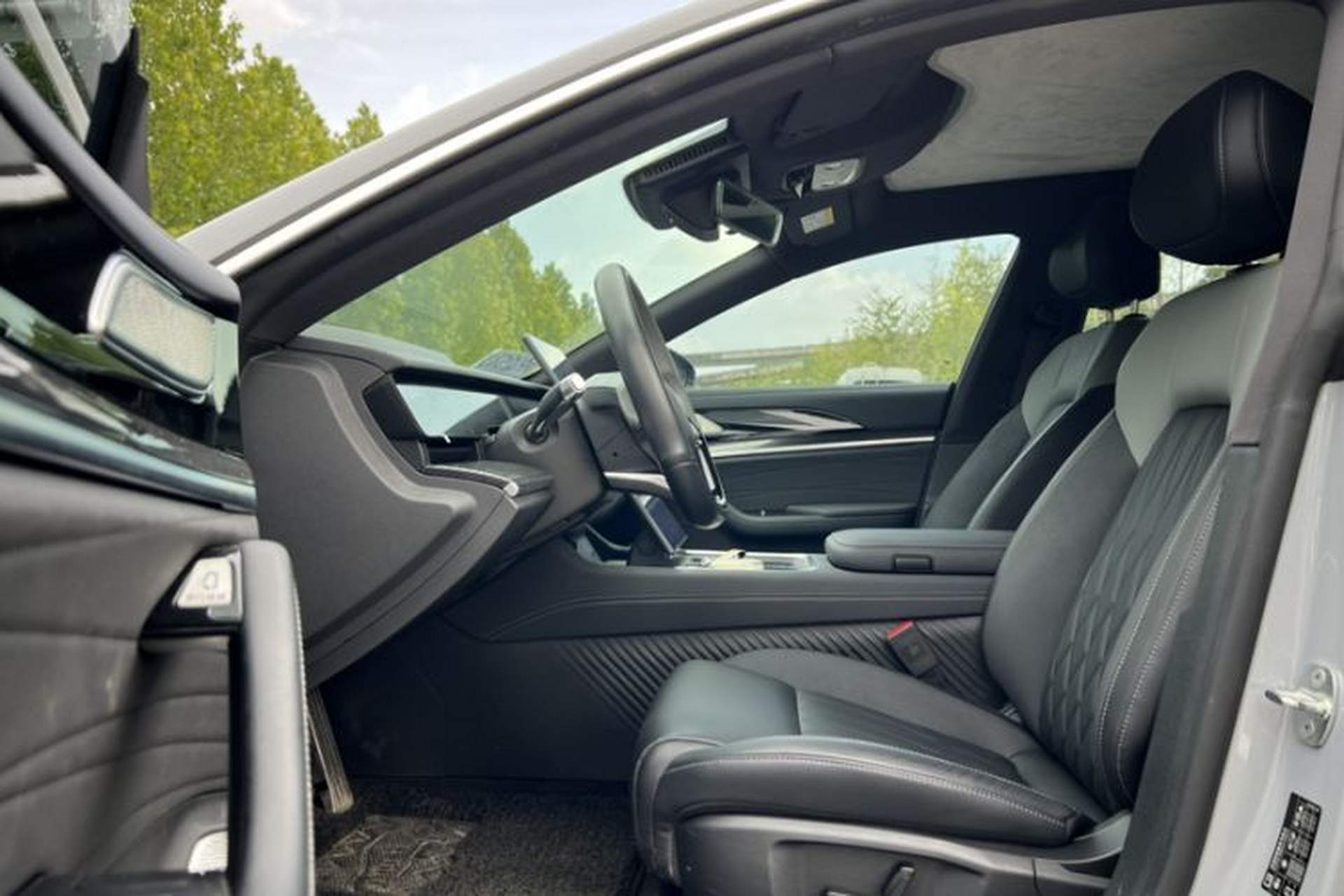 Used NETA S Shooting Brake 2024 Range-Extended 300 Standard Edition Interior 3