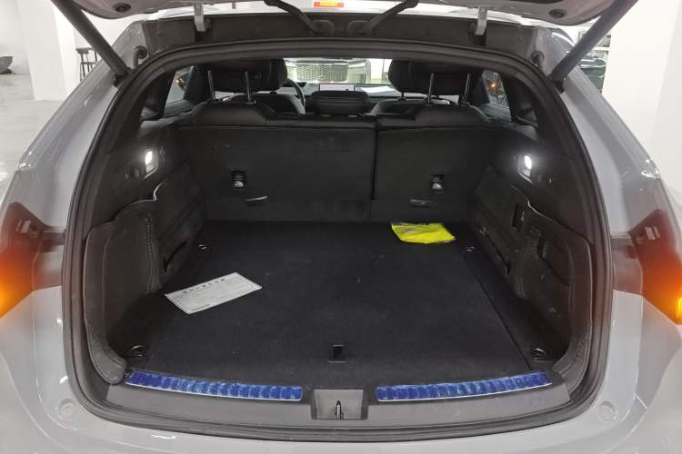 Used NETA S Shooting Brake 2024 Range-Extended 300 Standard Edition Trunk