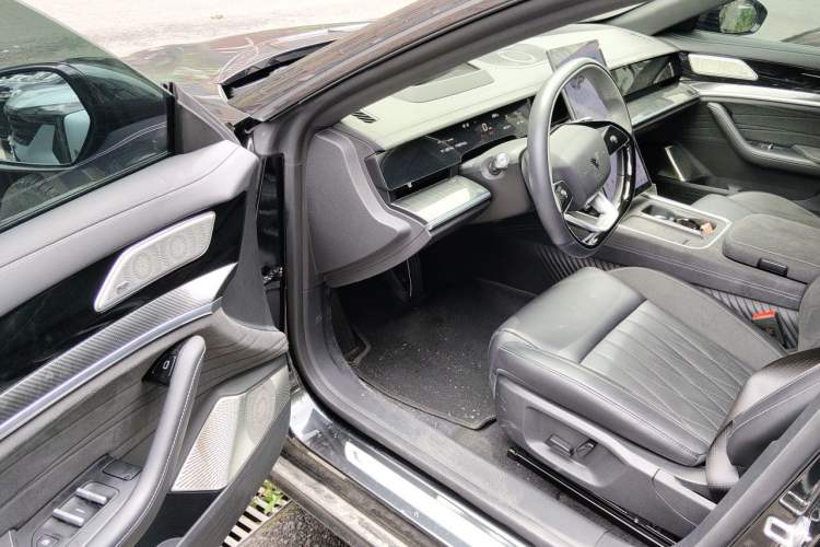 Used NETA S Shooting Brake 2024 Range-Extended 300 Pro Edition Driver Seat
