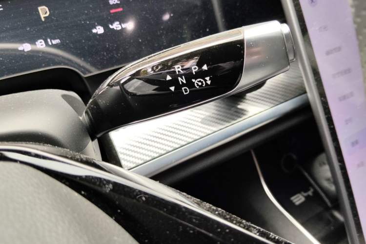 Used NETA S Shooting Brake 2024 Range-Extended 300 Pro Edition Gear Lever