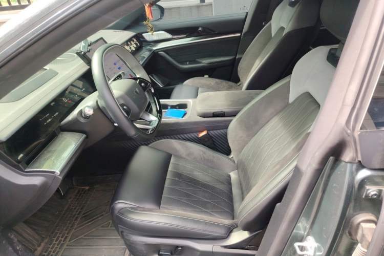Used NETA S Shooting Brake 2024 Range-Extended 300 Pro Edition Left Front Seat