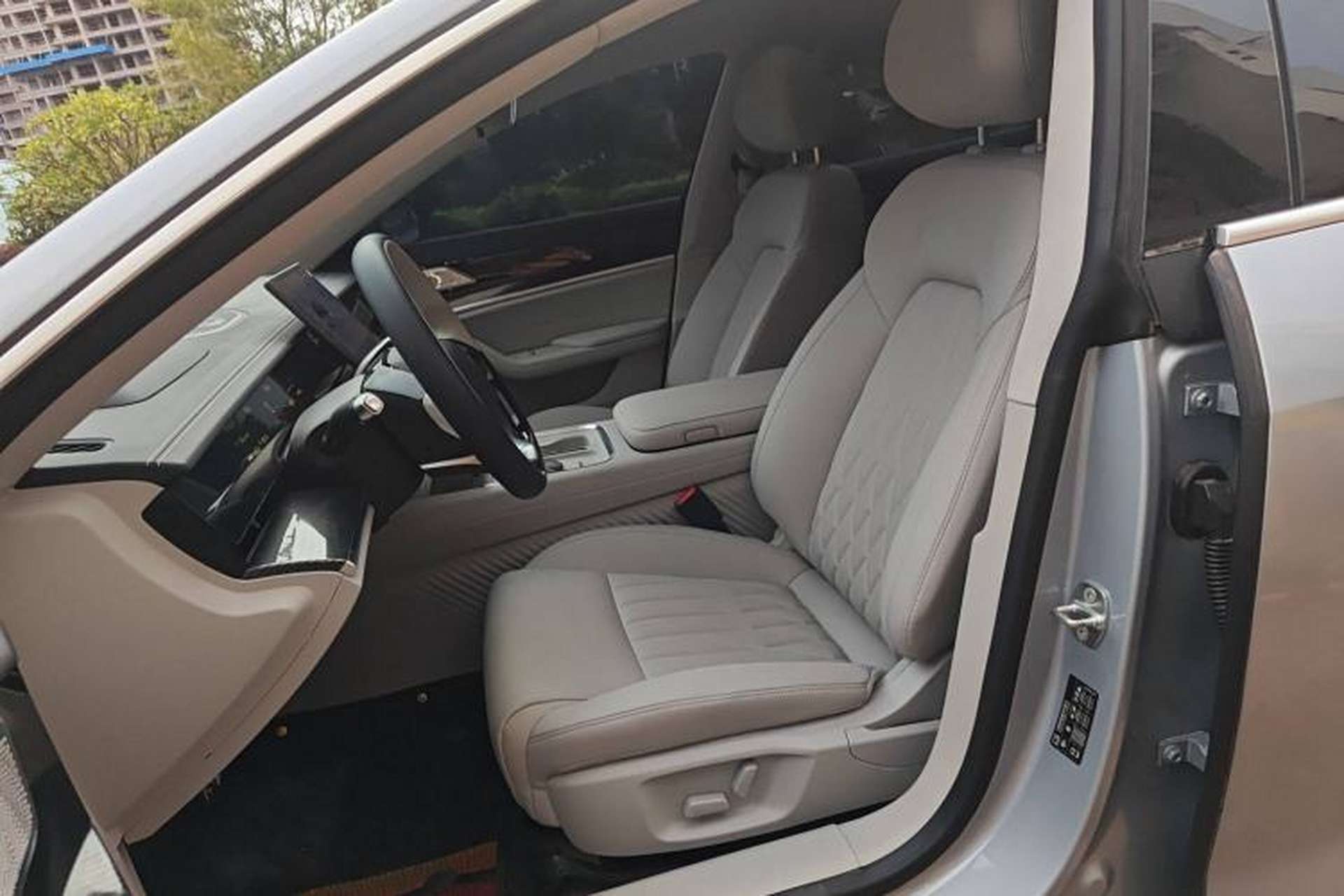 Used NETA S Shooting Brake 2024 Range-Extended 300 Standard Edition Left Front Seat