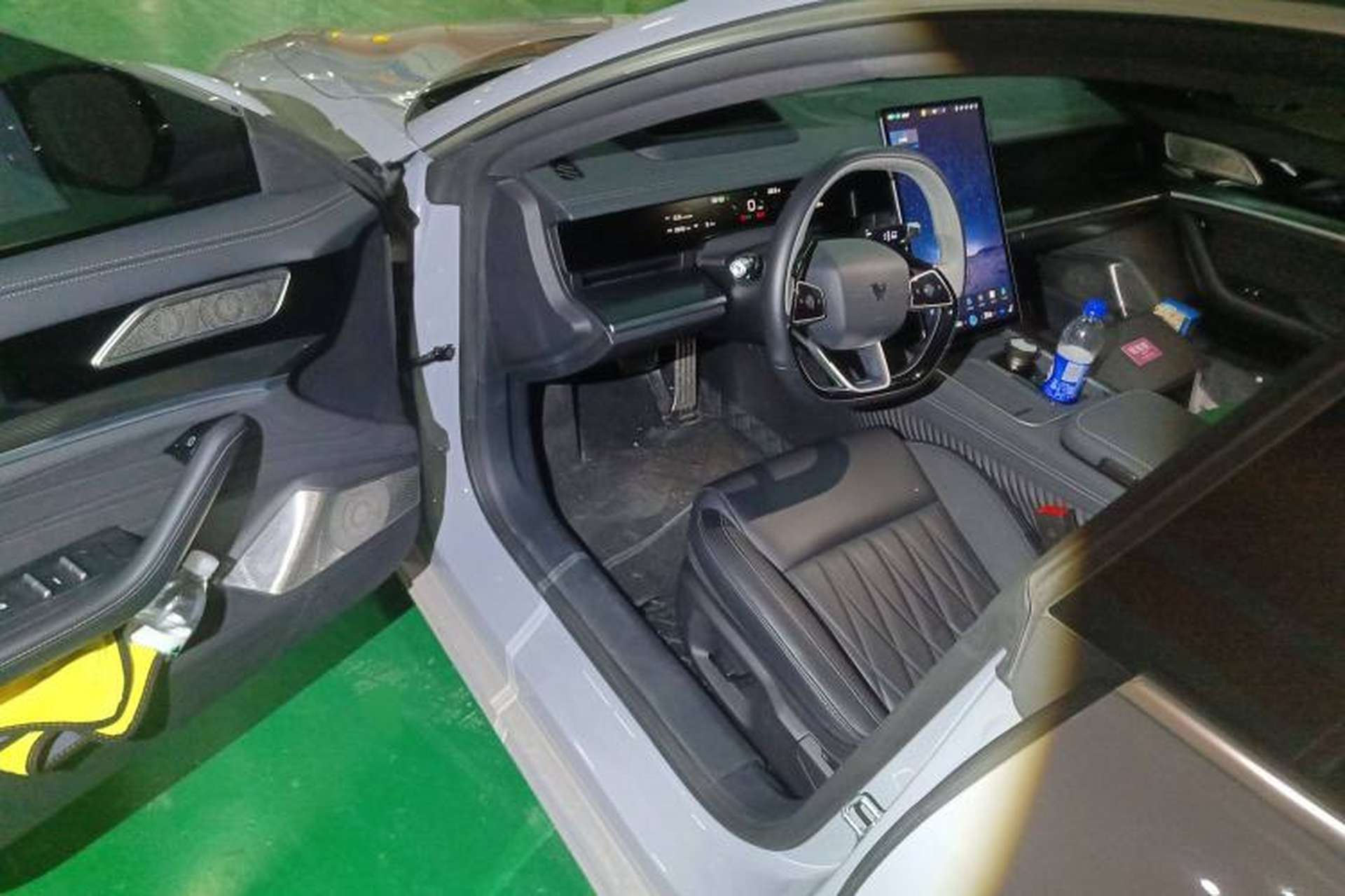 Used NETA S Shooting Brake 2024 Range-Extended 300 Standard Edition Driver Seat