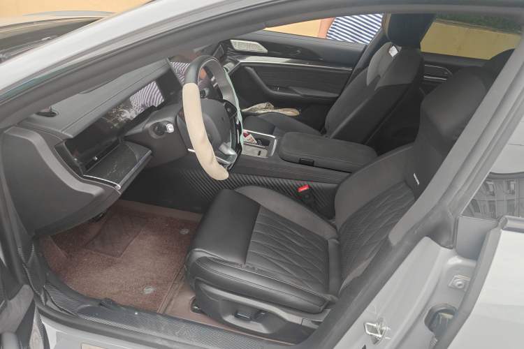 Used NETA S Shooting Brake 2024 Range-Extended 300 Pro Edition Driver Seat