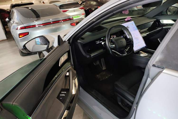 Used NETA S Shooting Brake 2024 Range-Extended 300 Standard Edition Driver Seat