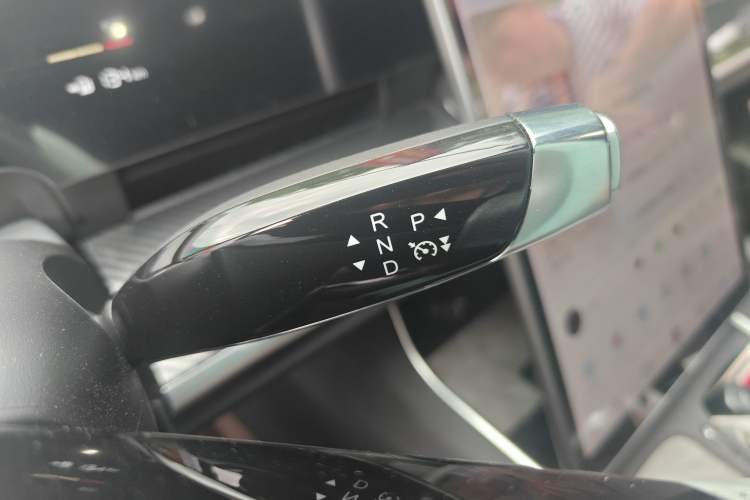 Used NETA S Shooting Brake 2024 Range-Extended 300 Pro Edition Gear Lever