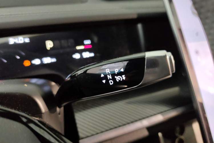 Used NETA S Shooting Brake 2024 Range-Extended 300 Standard Edition Gear Lever