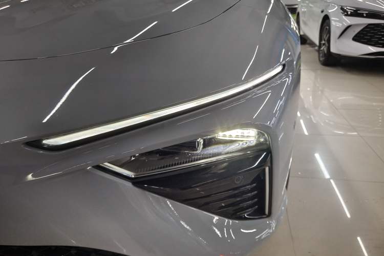 Used NETA S Shooting Brake 2024 Range-Extended 300 Standard Edition Left Front Headlight