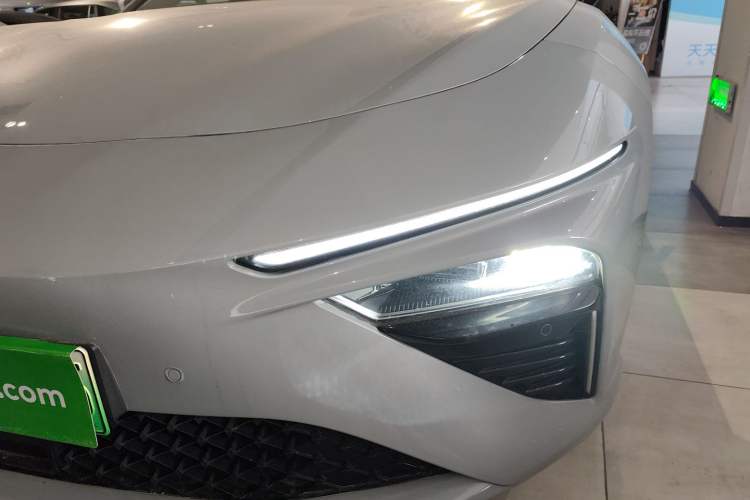 Used NETA S Shooting Brake 2024 Range-Extended 300 Standard Edition Left Front Headlight