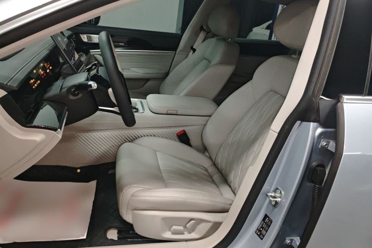 Used NETA S Shooting Brake 2024 Range-Extended 300 Standard Edition Left Front Seat