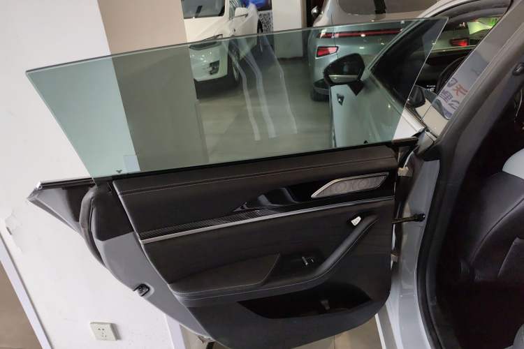 Used NETA S Shooting Brake 2024 Range-Extended 300 Standard Edition Left Rear Door Interior