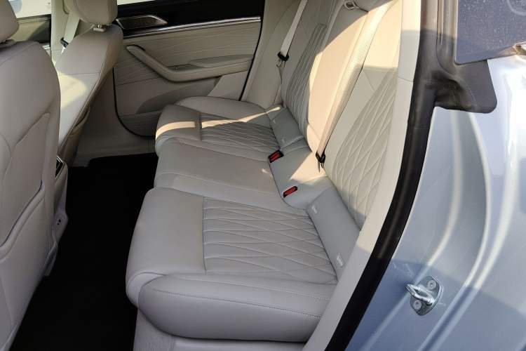 Used NETA S Shooting Brake 2024 Range-Extended 300 Standard Edition Left Rear Seat
