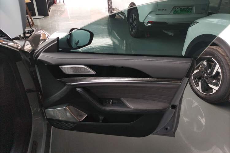 Used NETA S Shooting Brake 2024 Pure Electric 510 Pro Edition Right Front Door Interior