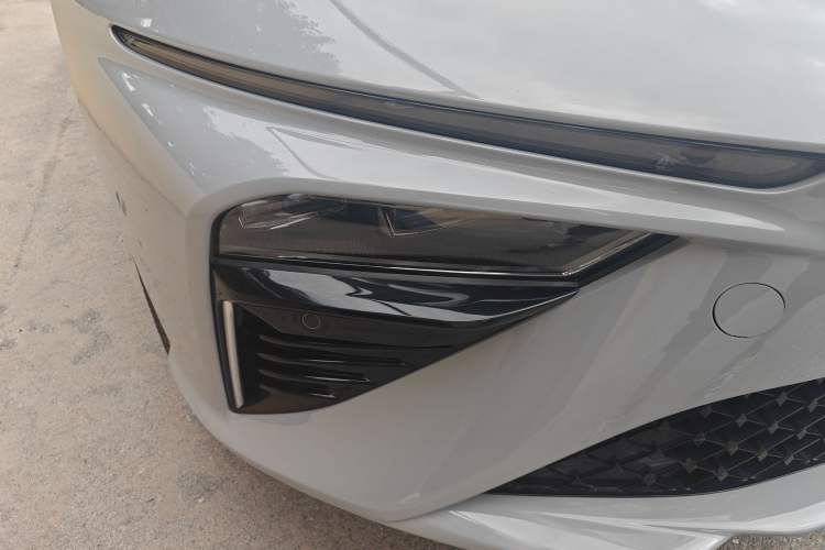 Used NETA S Shooting Brake 2024 Range-Extended 300 Pro Edition Right Front Headlight