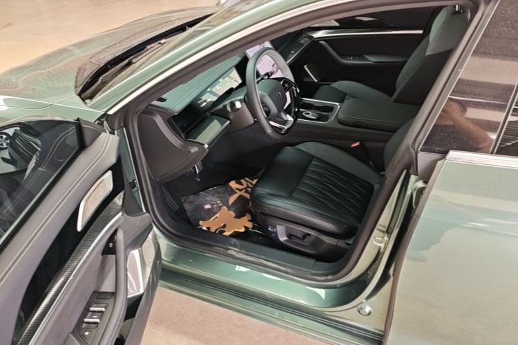 Used NETA S Shooting Brake 2024 Range-Extended 300 Standard Edition Driver Seat