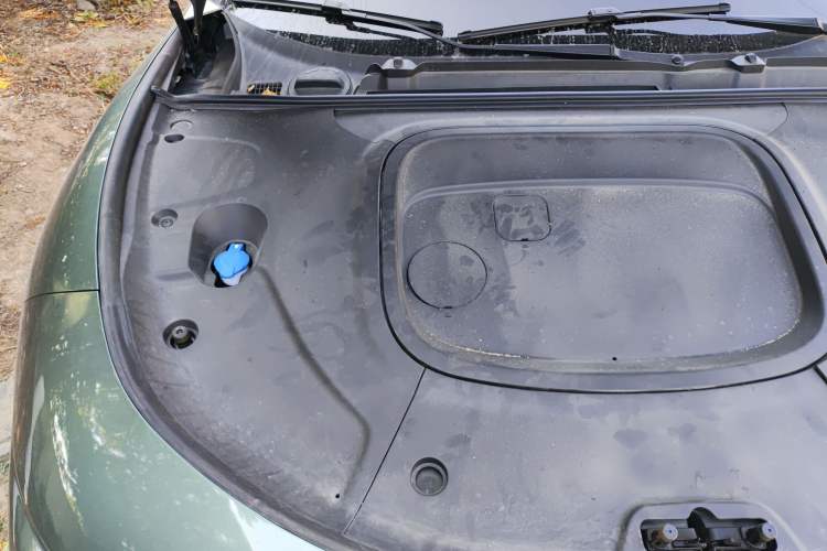 Used NETA S Shooting Brake 2024 Range-Extended 300 Standard Edition Engine Bay Right