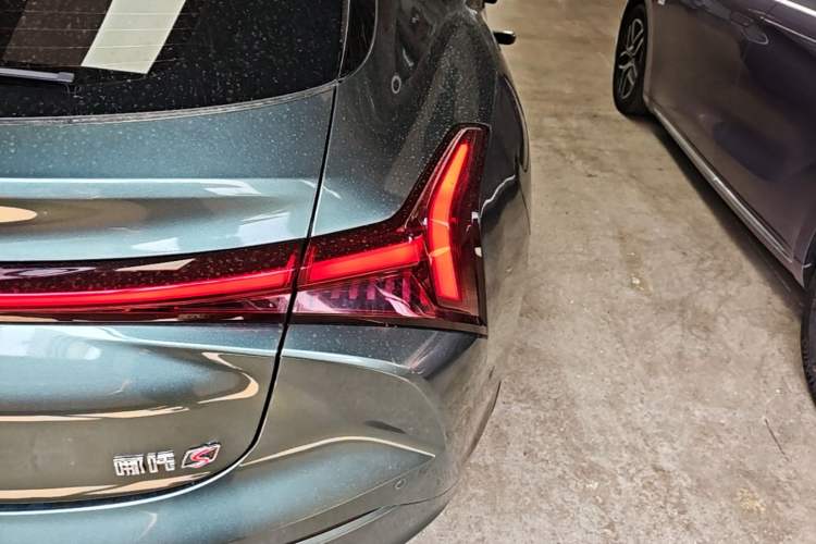 Used NETA S Shooting Brake 2024 Range-Extended 300 Standard Edition Exterior 3