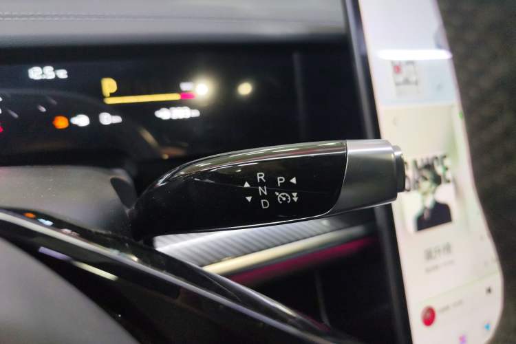 Used NETA S Shooting Brake 2024 Range-Extended 300 Pro Edition Gear Lever