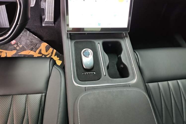 Used NETA S Shooting Brake 2024 Range-Extended 300 Standard Edition Gear Lever