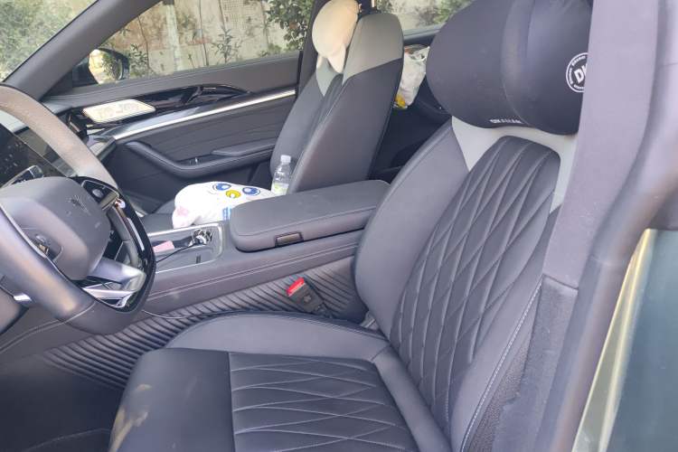 Used NETA S Shooting Brake 2024 Range-Extended 300 Standard Edition Left Front Seat