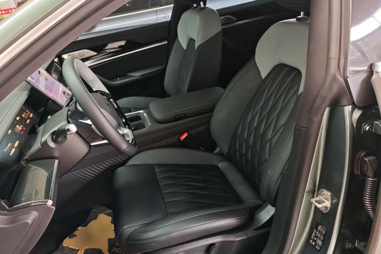 Used NETA S Shooting Brake 2024 Range-Extended 300 Standard Edition Left Front Seat