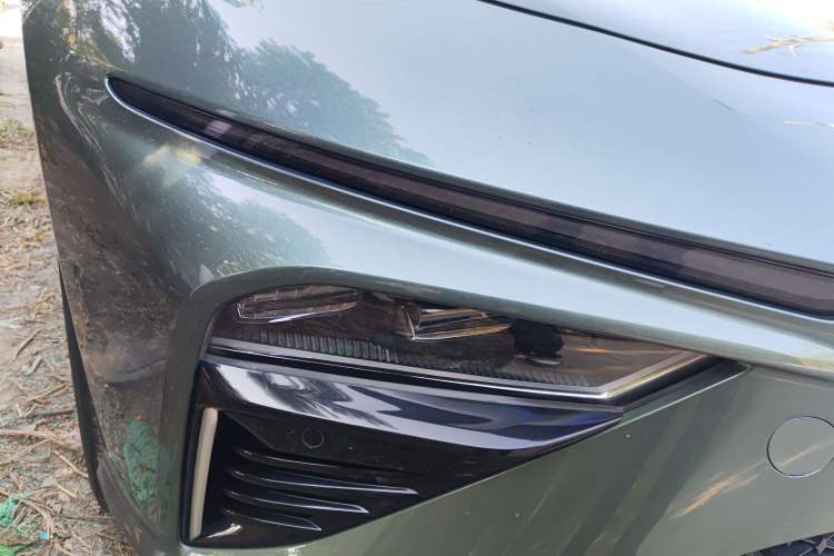 Used NETA S Shooting Brake 2024 Range-Extended 300 Standard Edition Right Front Headlight