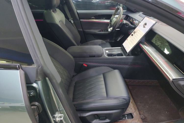 Used NETA S Shooting Brake 2024 Range-Extended 300 Pro Edition Right Front Seat