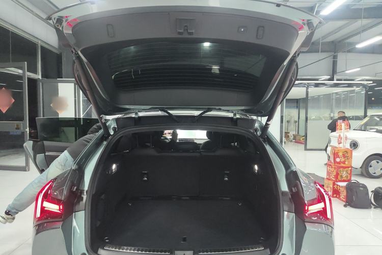 Used NETA S Shooting Brake 2024 Range-Extended 300 Pro Edition Trunk