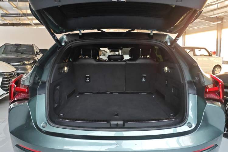 Used NETA S Shooting Brake 2024 Range-Extended 300 Pro Edition Trunk