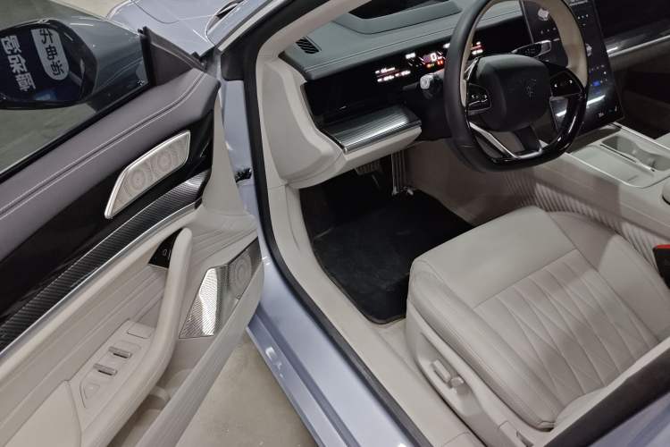 Used NETA S Shooting Brake 2024 Range-Extended 300 Standard Edition Driver Seat