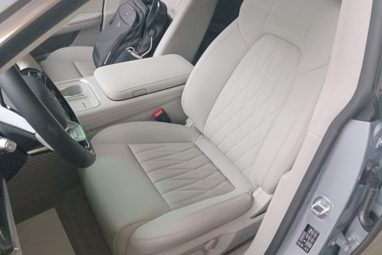 Used NETA S Shooting Brake 2024 Range-Extended 300 Standard Edition Left Front Seat