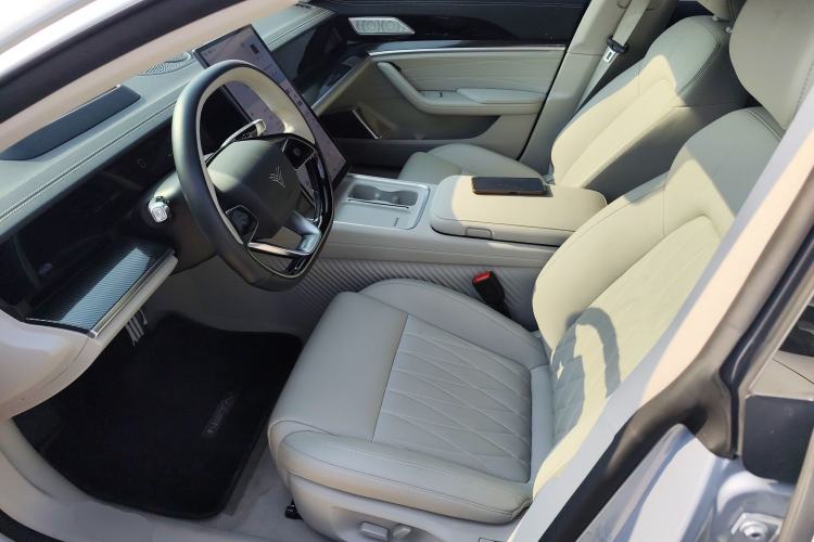 Used NETA S Shooting Brake 2024 Range-Extended 300 Standard Edition Left Front Seat