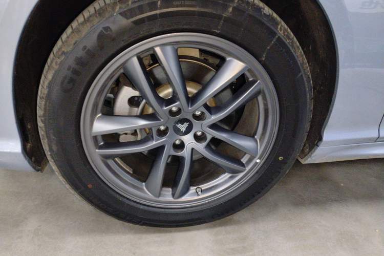 Used NETA S Shooting Brake 2024 Range-Extended 300 Standard Edition Left Front Wheel Hub
