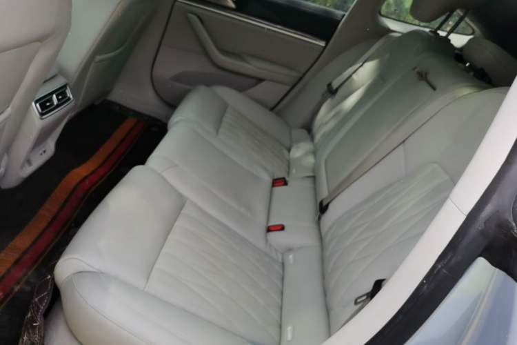 Used NETA S Shooting Brake 2024 Pure Electric 510 Standard Edition Left Rear Seat