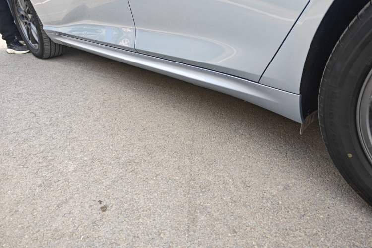 Used NETA S Shooting Brake 2024 Range-Extended 300 Standard Edition Left Side Sill
