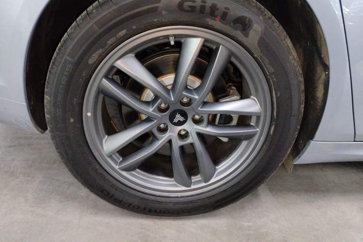 Used NETA S Shooting Brake 2024 Range-Extended 300 Standard Edition Right Rear Wheel Hub