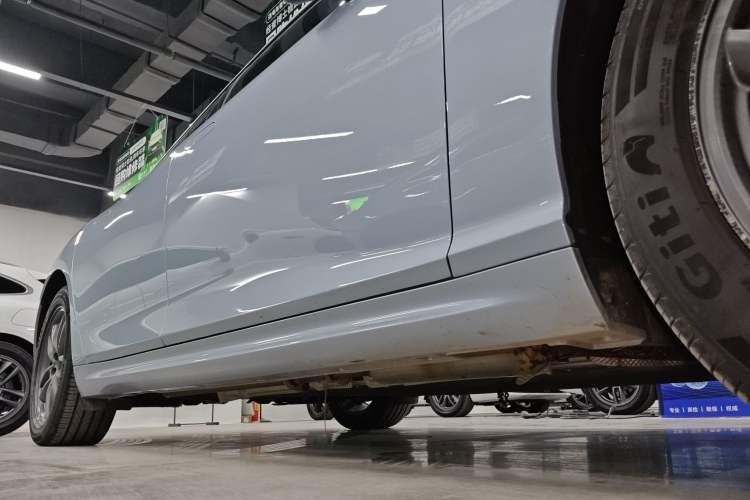 Used NETA S Shooting Brake 2024 Range-Extended 300 Standard Edition Right Side Sill