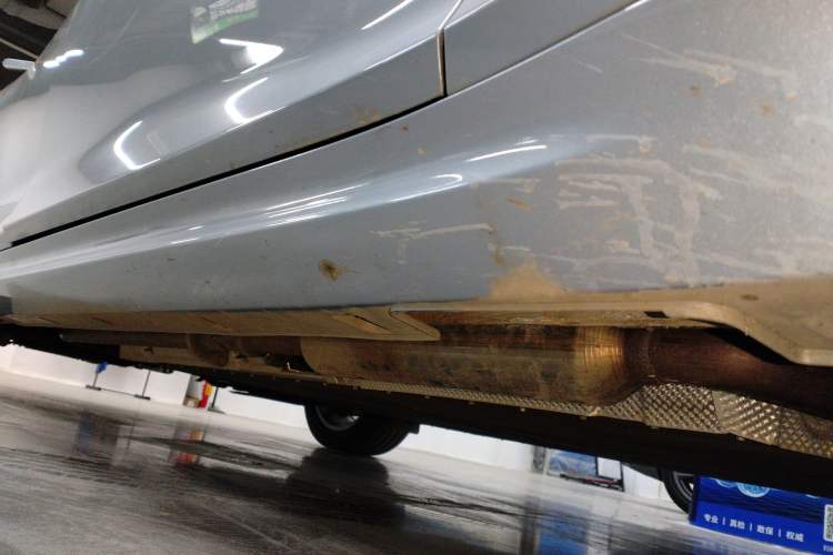 Used NETA S Shooting Brake 2024 Range-Extended 300 Standard Edition Right Side Sill