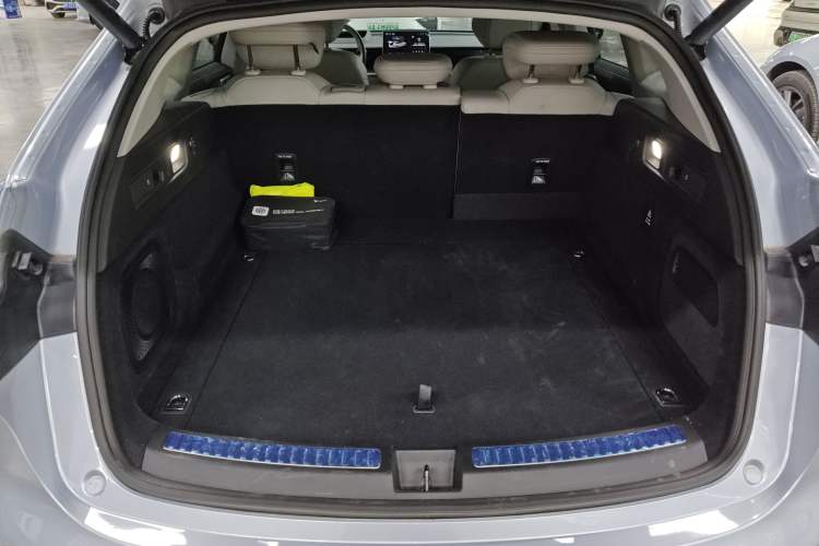 Used NETA S Shooting Brake 2024 Range-Extended 300 Standard Edition Trunk