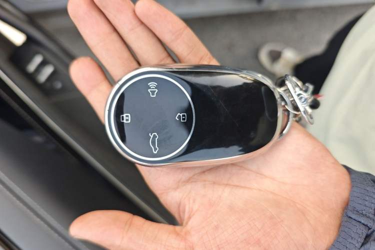 Used NETA S Shooting Brake 2024 Range-Extended 300 Pro Edition Vehicle Key