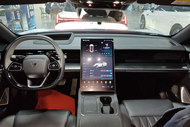 Used NETA S Shooting Brake 2024 Range-Extended 300 Standard Edition Center Console