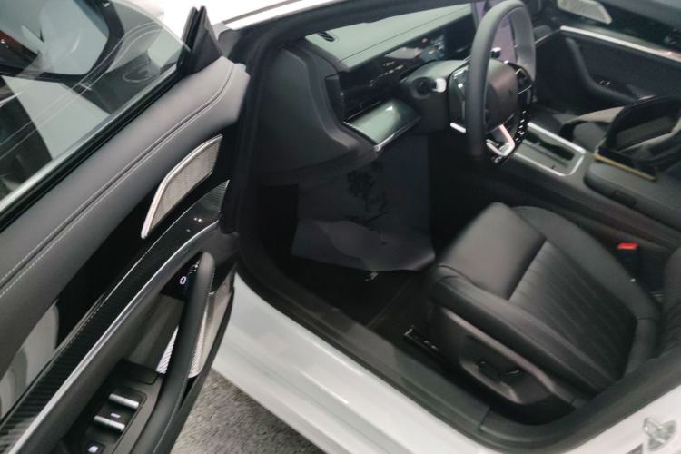 Used NETA S Shooting Brake 2024 Range-Extended 300 Standard Edition Driver Seat
