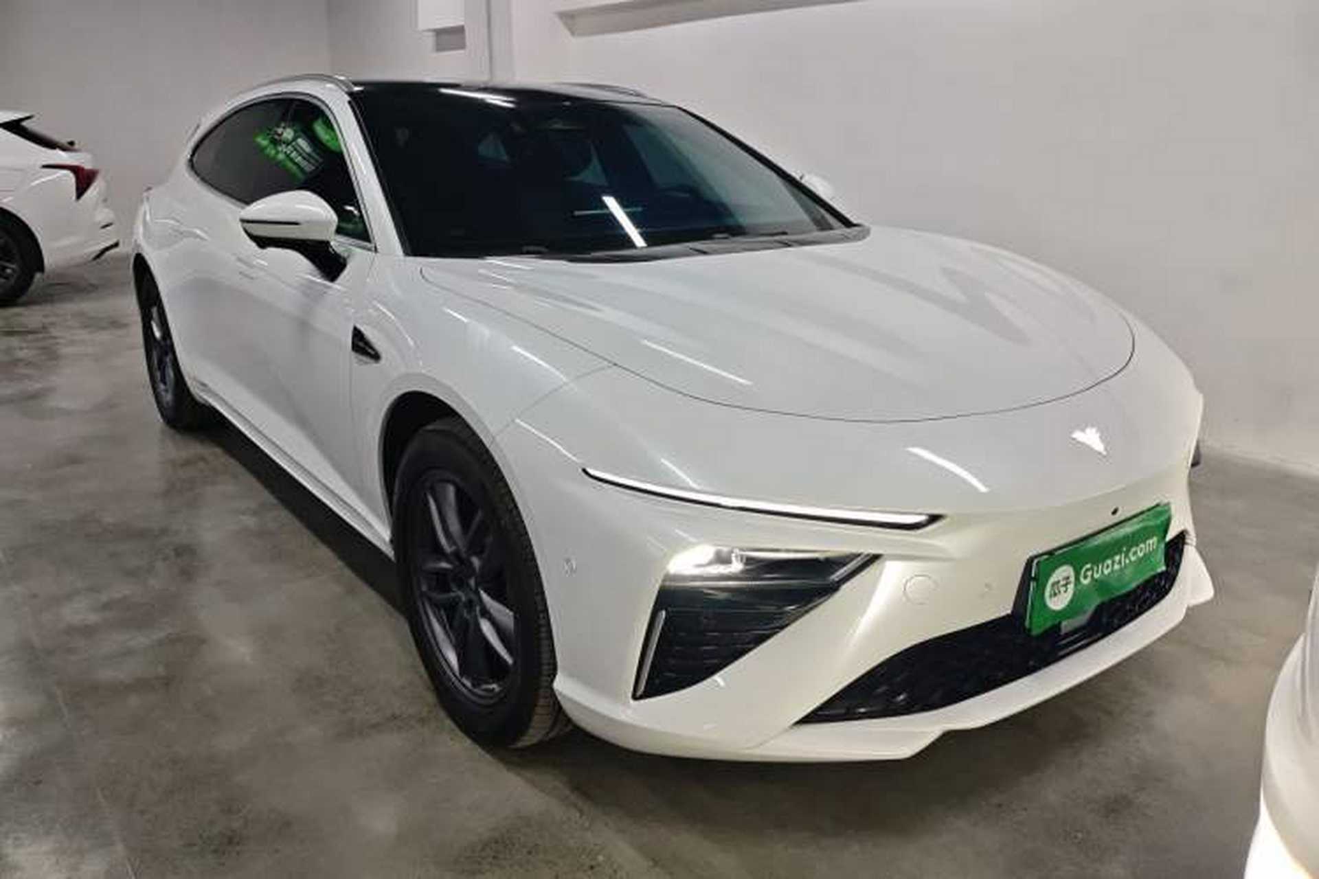 Used NETA S Shooting Brake 2024 Range-Extended 300 Standard Edition Front Right 45 Deg