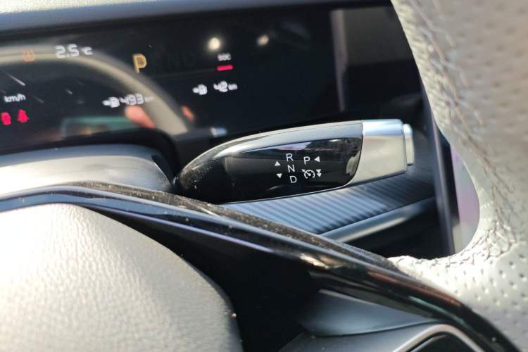 Used NETA S Shooting Brake 2024 Range-Extended 300 Standard Edition Gear Lever